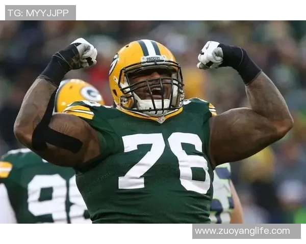 左前卫在足球比赛中的关键角色与球星解析